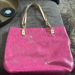 Michael Kors Pink Tote shoulder Bag Monogram MK logo patent leather